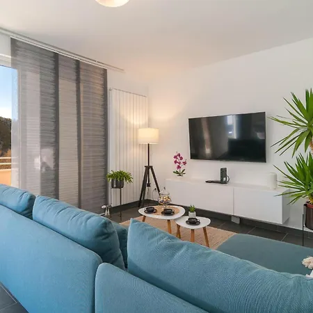4 Bedroom Gorgeous In