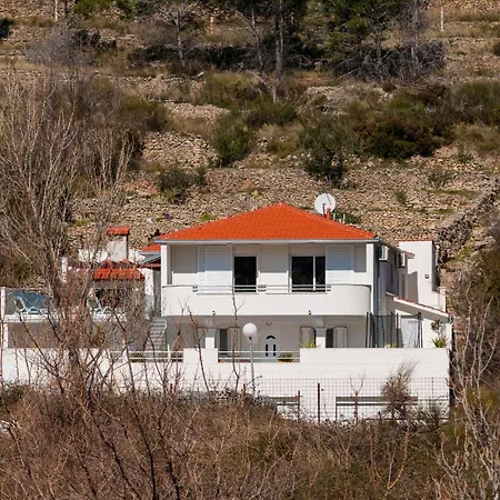 Holiday home 4 Bedroom Gorgeous In